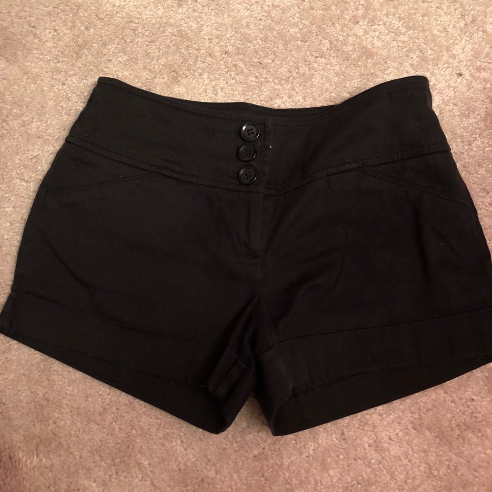 Forever 21 black shorts size small - Picture 2 of 5